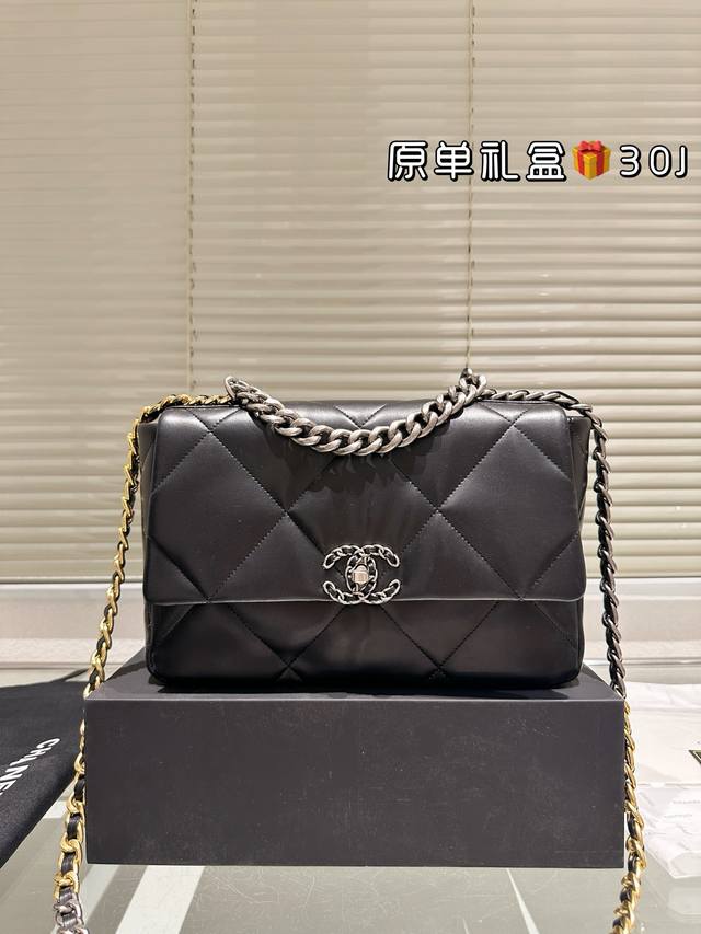 New Packaging Lambskin The Best Fit For Any Body Type You Can Never Go Wrong Wit