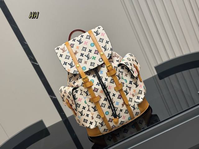 lv Backpack Classic Fabric Feels Super Nice Calm And Generous You Won't Go Wr