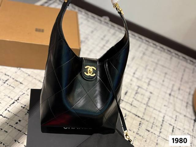With Folding Box Chanel Underarm Bag Pure Leather Chanel Tote Full Of High-End F
