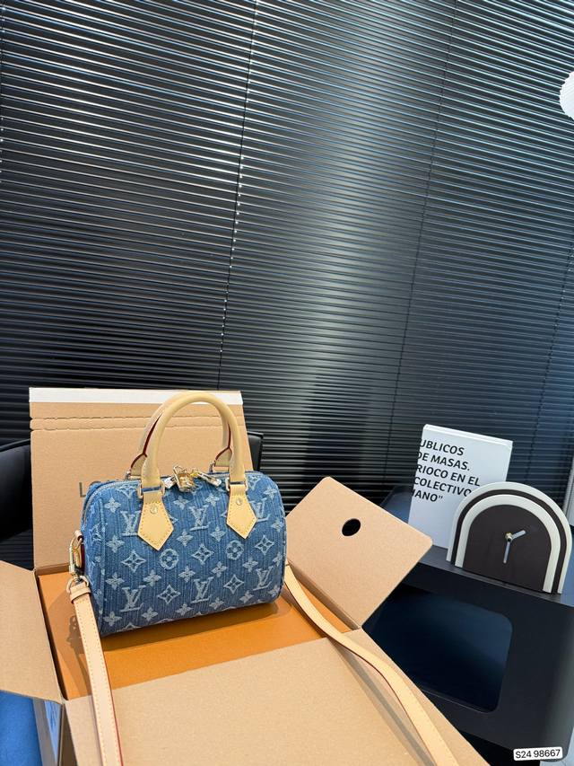 With Airplane Box Folding Box Lv Denim Pillow Bag Spring And Summer Show Series