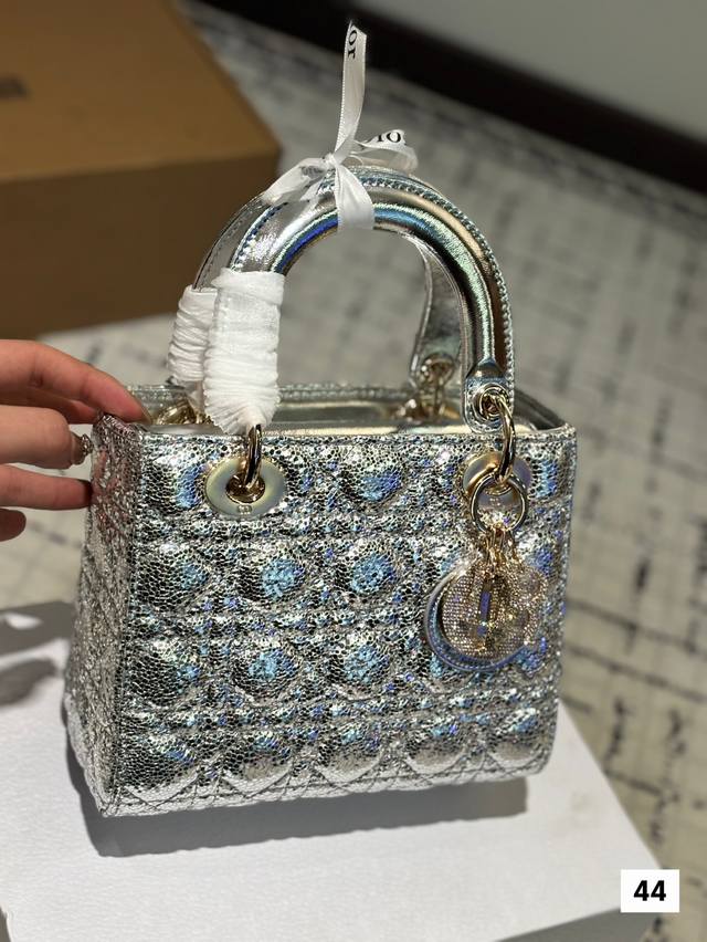 With Folding Box Dior Princess Dior Bag Is So Beautiful The Elegance Index Is Fu