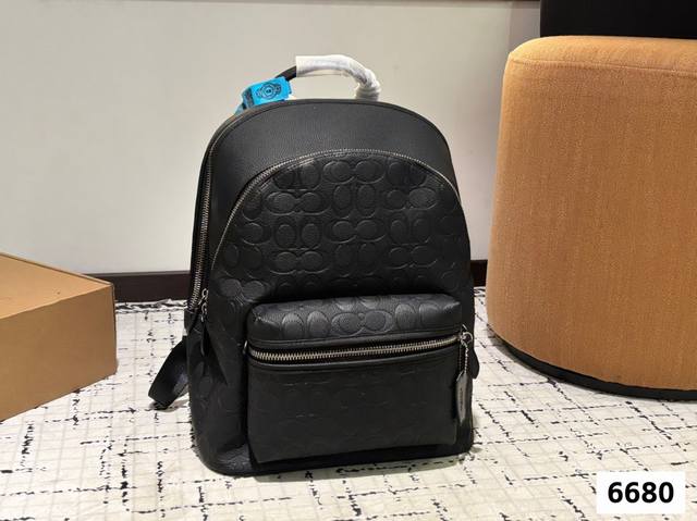 Coach Backpack This Stylish And Functional Backpack Is The Most Suitable For Urb