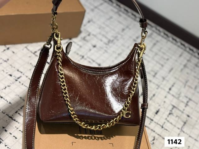 Small Size With Box Coach's New Underarm Juliet Underarm Bag Hot Girl Style Is S