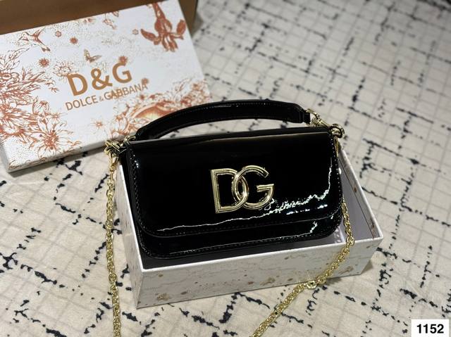 With Box Dg Dolce & Gabbana Chain Bag The Bag Is So Gentle And Girly In Your Han