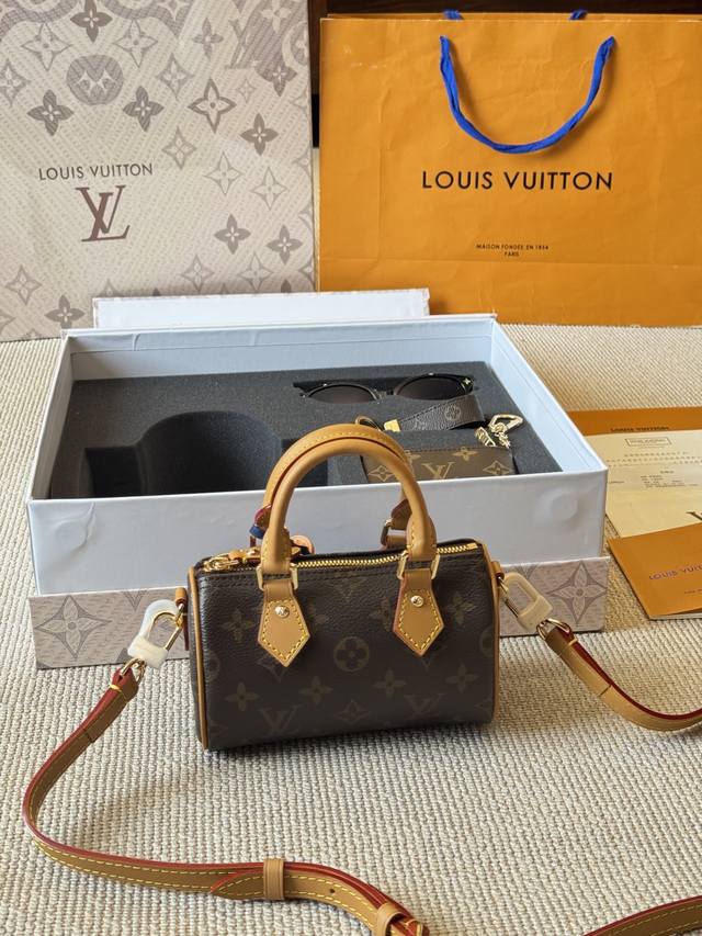 Box Set Lv Nano Speedy 16 Pillow Bag Lv New Series Pillow Bag Handbag, The First