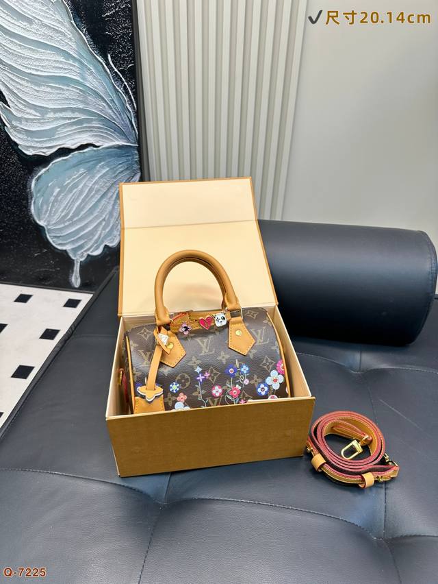 With Full Gift Box The Dream Bag That Fills The Hearts Of Girls Lv Speedy Pillow