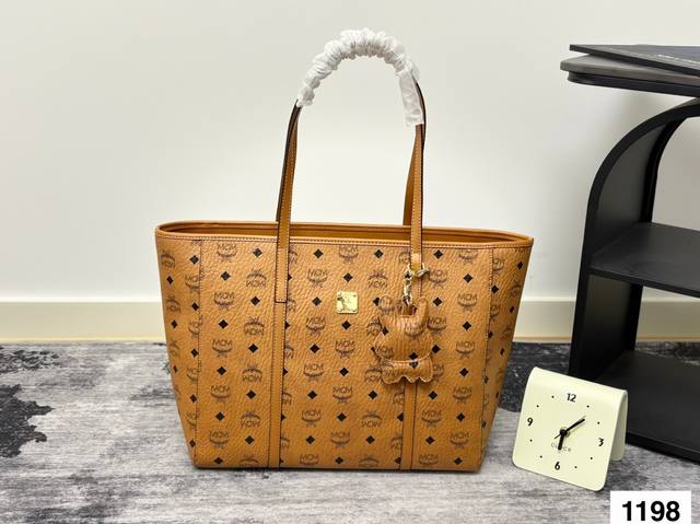 mcm Tote New Shopping Bag I Have Seen Many Simple And Generous Ones. I Have T