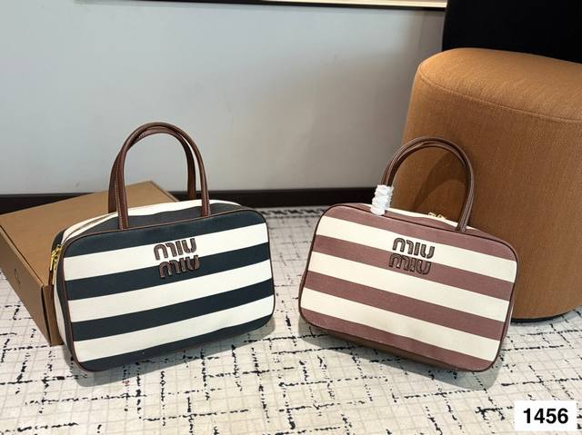 Large Miu Miu Bowling Ball Limited Edition Hobo Is So Pretty The Texture Is Very