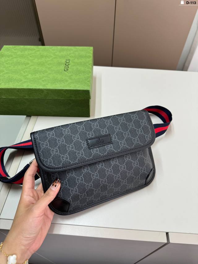 Cool Men's Waist Bag So Versatile That It Is Cool Without Any Friends Very Fashi