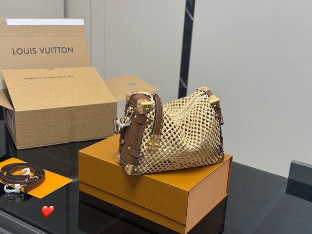lv Very Nice Bag Summer Happiness The Arrival Of Resort Series Is The Most Su