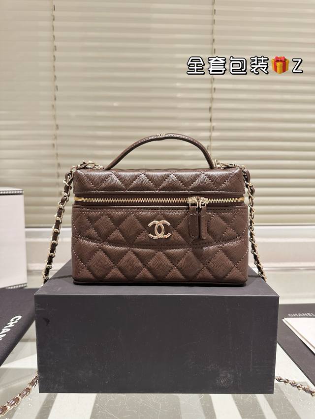 Cowhide Version Chanel 25C Long Hand-Held Cosmetic Bag Chanel 25C Small Ball Han