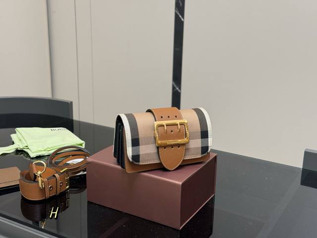 With Box Size 19.5*10*8Cm Burberry Burberry Original Goods With Double Shoulder