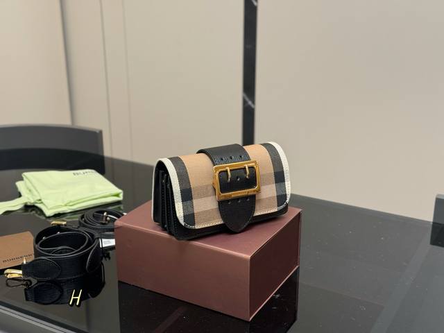 With Box Size 19.5*10*8Cm Burberry Burberry Original Goods With Double Shoulder