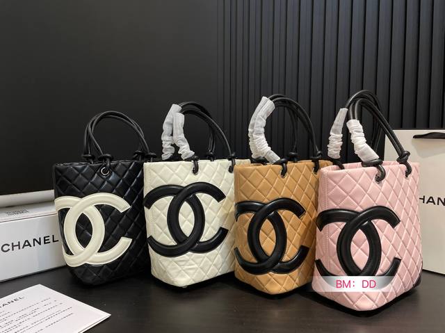 Chanel Tote Bag With Box Chanel Shopping Bag The Classic Design Of The High-End