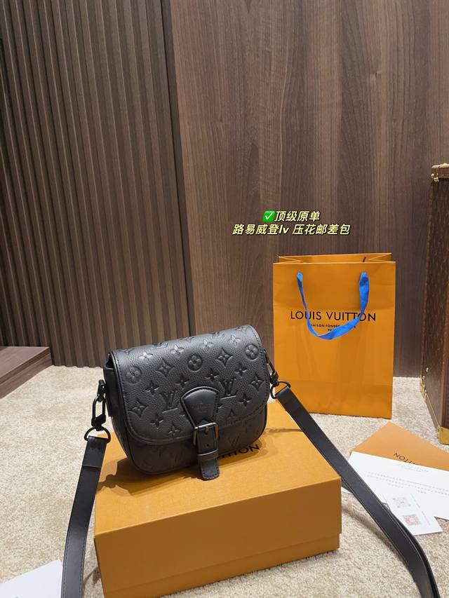 Top Original Order With Folding Box Size 20.14 Louis Vuitton Lv Embossed Messeng