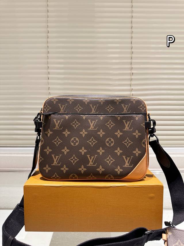 lv Bag Men's Three-In-One Black Warrior Three-Piece Set Trio Messenger Bag Lv