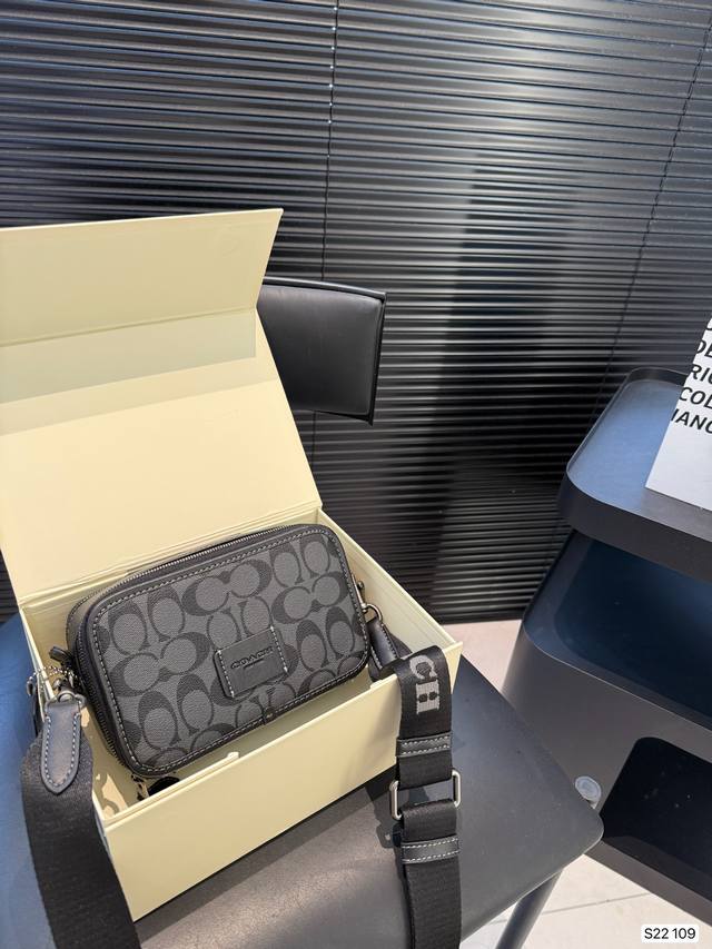 With Folding Box Coach Camera Bag Fashionable Design Full Of Vitality Bag Body V