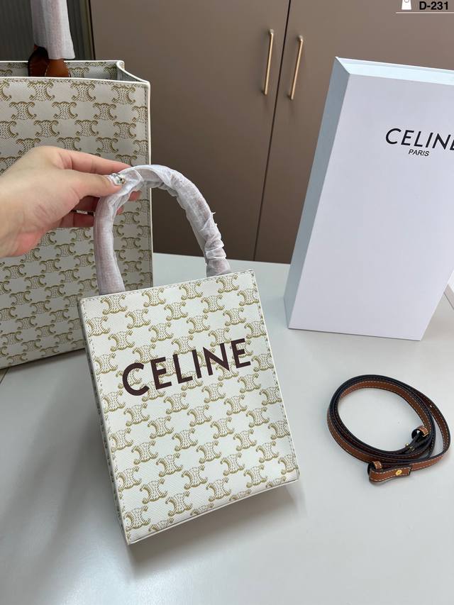 Small Celine Music Sheet Bag Tote The Appearance Design Is Never Boring And The