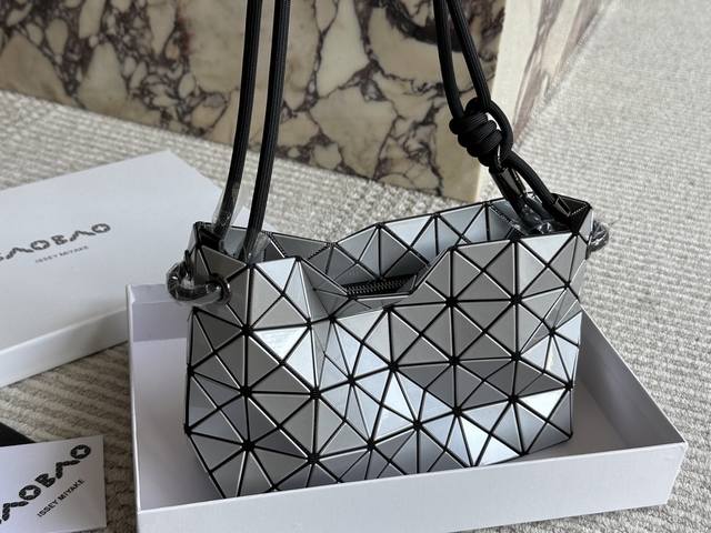 Sanyake - Raw Tofu Bag I Really Like The Diamond Bag With A Base. It Has A Large