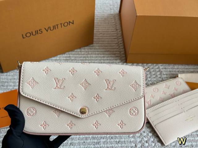 With Box Size 21*13Cm L Three-In-One Cowhide Model Pink And White Cute Strawberr