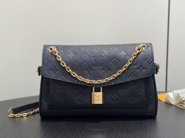 Internal price. Special grade Mb high elastic fabric Lv X Tm Venice backpack Mod