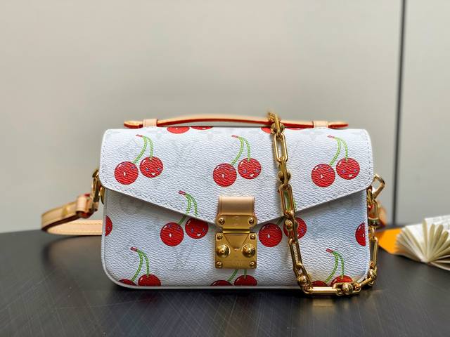 M23915 Beige Official Website Picture Full Leather Soft Box Bag Side Trunk Pm Ha