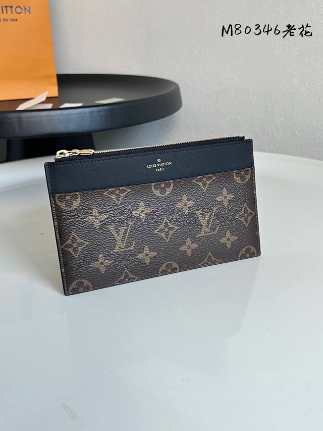M14604 Khaki official website picture M14973 full leather embossed chain bag new