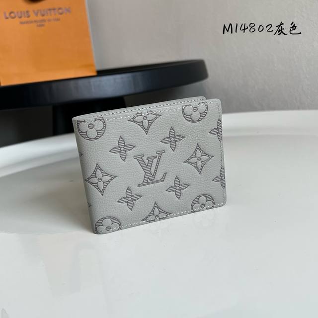Original boutique M14231 White Cherry Chain Bag Lv x Tm Pochette M