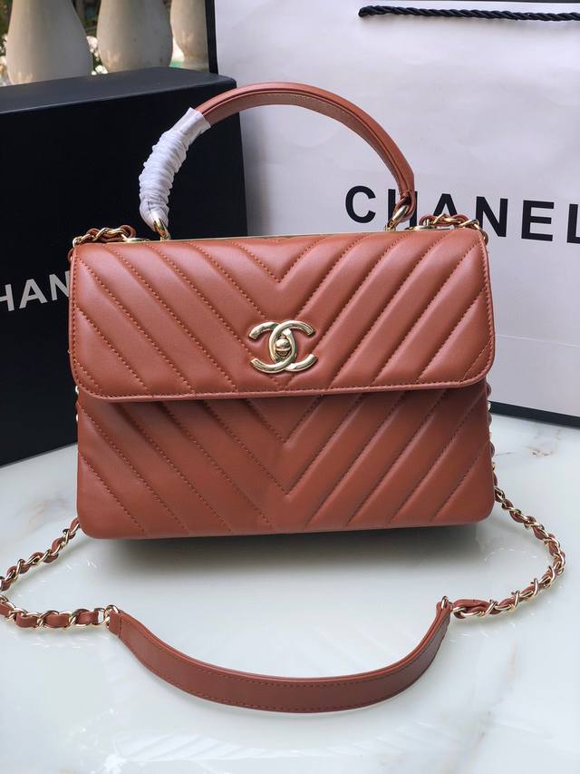 Chanel Vintage Cf Size:25.5X15.5X6.5Cm