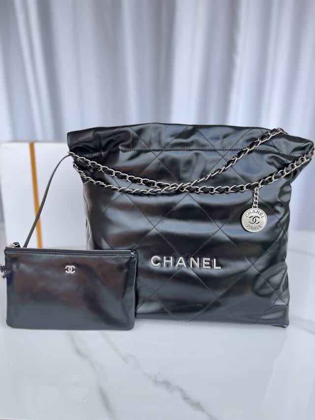 Chanel Vintage Princess Diana Bag Size: 22.5X14X7Cm