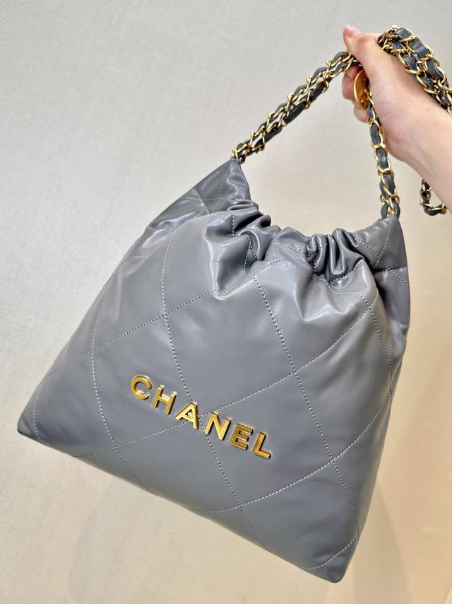 Model 0054 Premium version with full packaging A new member of the hand-sewn bag