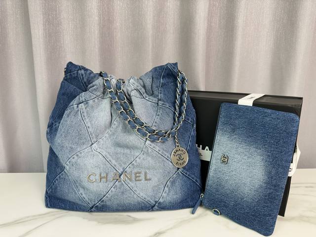 Xiaoxiang 3260 3261 The color of this denim is really beautiful. I have to admir