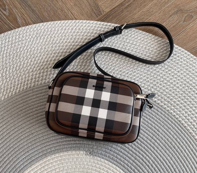 Chane124A Cf Mini This is so beautiful As4924 The gentle texture and elegant des