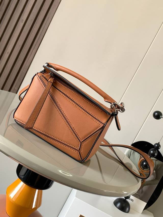 Popular Geometric Bag Mini 18cm Original Imported Nappa Calfskin Puzzle Handbag