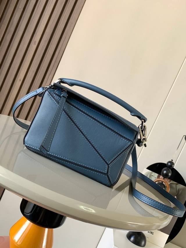 Popular Geometric Bag Mini 18cm Original Imported Nappa Calfskin Puzzle Handbag