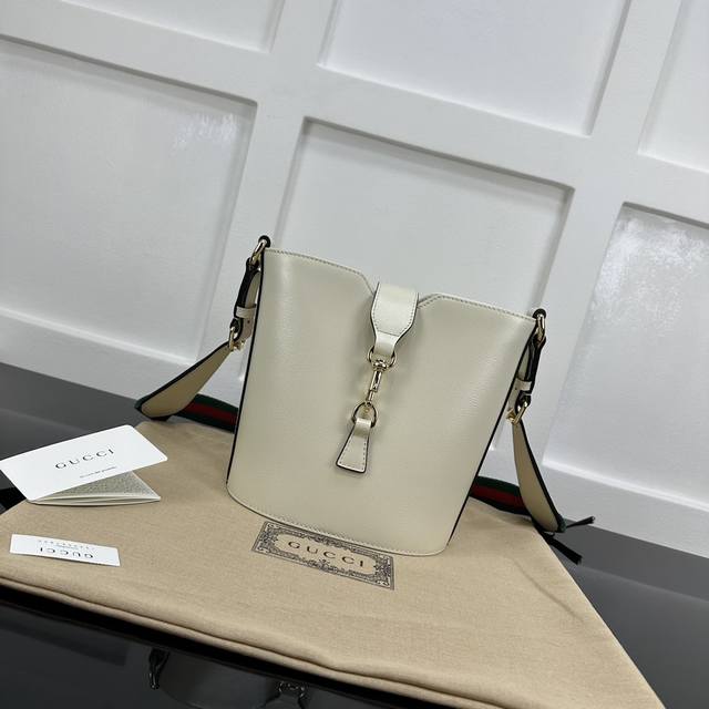 Authentic Top-grade original raffia tote bag 1Bg393 This soft deconstructed tote
