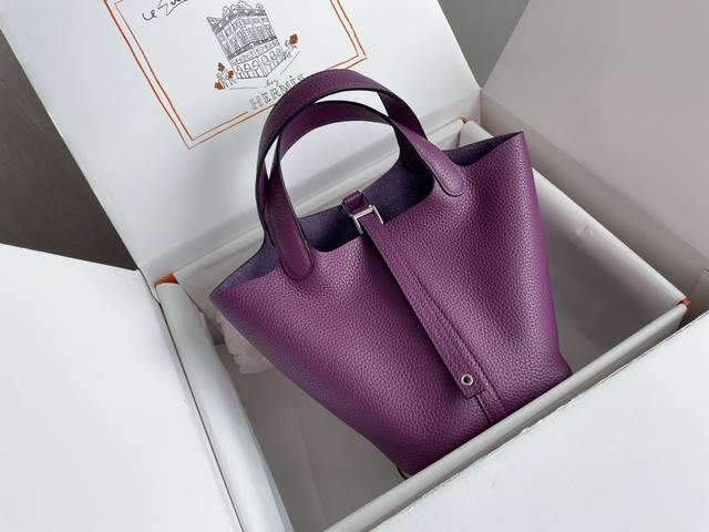 No. Dsz0018 Dior Dior retro letter open Jadior letter bracelet is so beautiful n