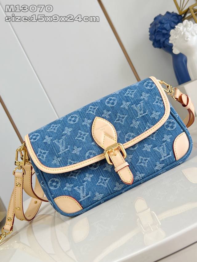 Counter quality Chrome Hearts Chrome Hearts gold classic retro cross flower pink