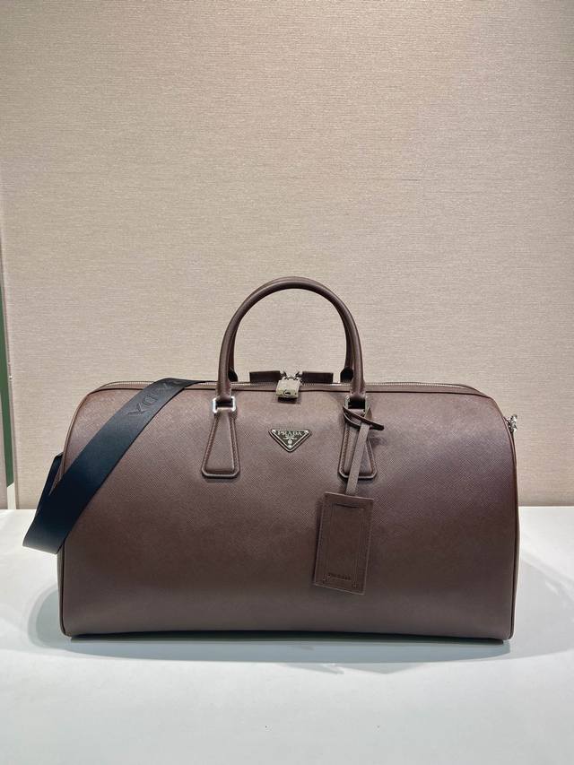 The best-selling model in the counter is so beautiful. Cartier Love's new two-in