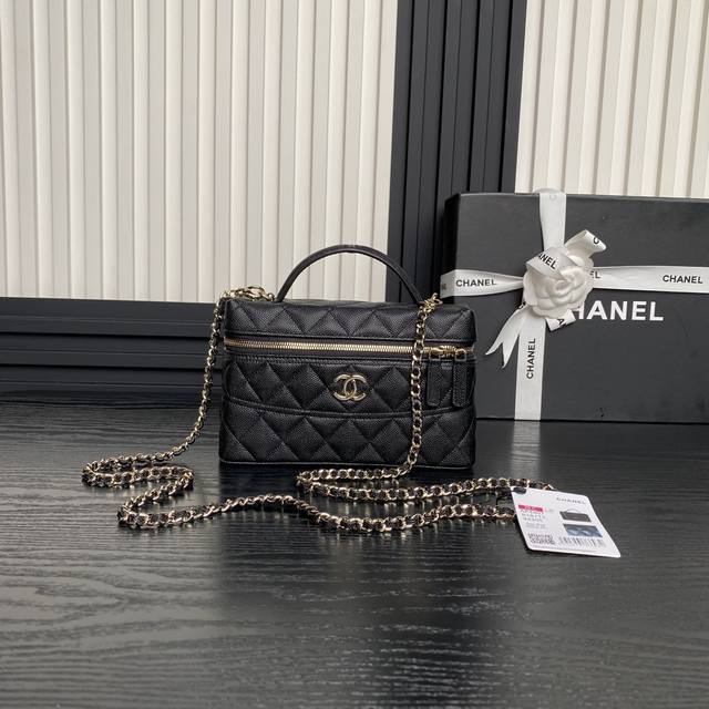 Chanel pearl necklace, high-end quality, same material as the counter, exquisite
