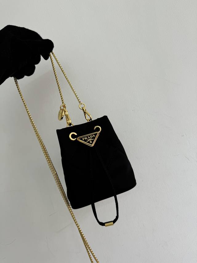 Cartier spotted leopard head necklace made of sub-gold, super domineering leopar