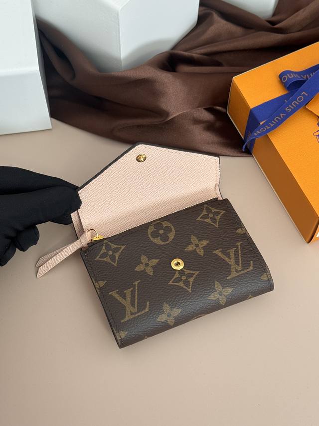 Lv Louis Vuitton three-pin super hot model sapphire mirror, Swiss imported quart