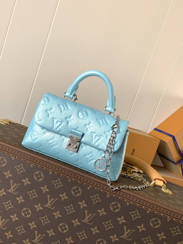Brand: Fendi, Selleria series, original ladies watch, unique European and Americ