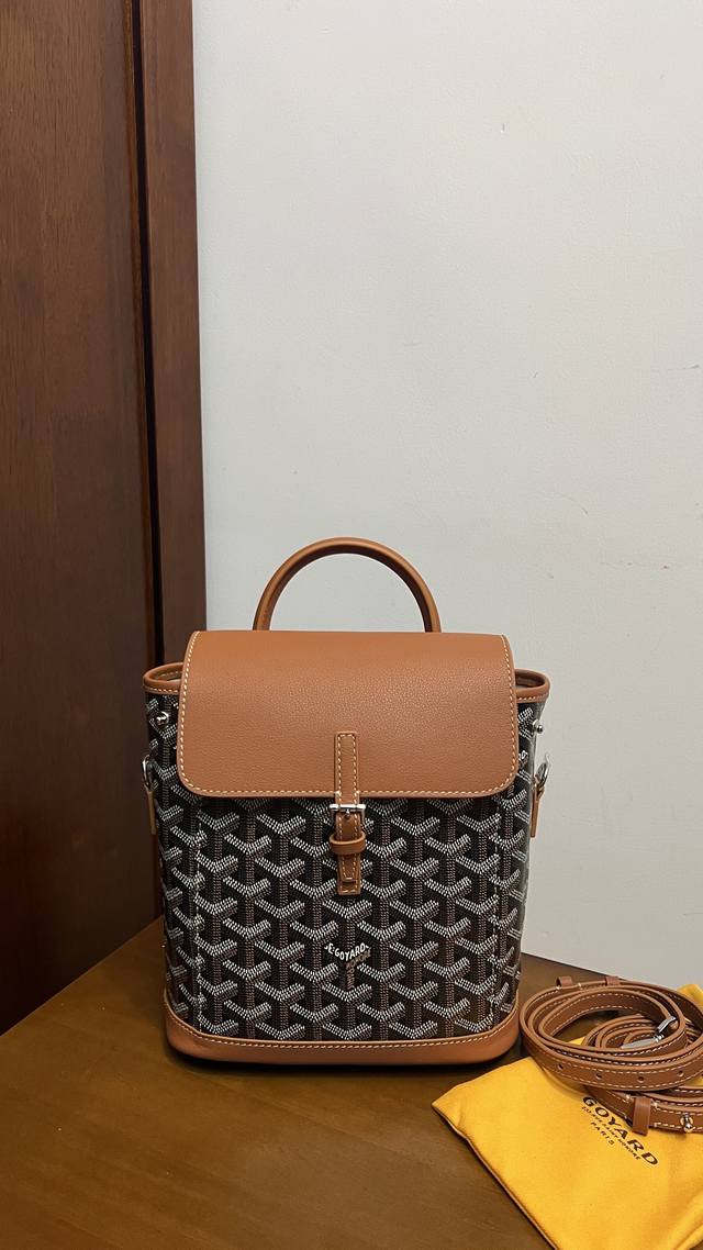 YSL handbag Free, hot, comfortable, cozy and elegant Casual, fashionable and ver
