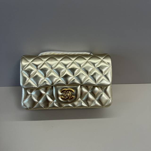 with folding gift box Miumiu Miu Miu new Mini shoulder tote bag Super stylish, f