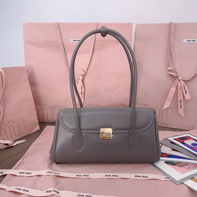 6 colors Lv jungle hot mom bag Onthego The appearance is really super super high