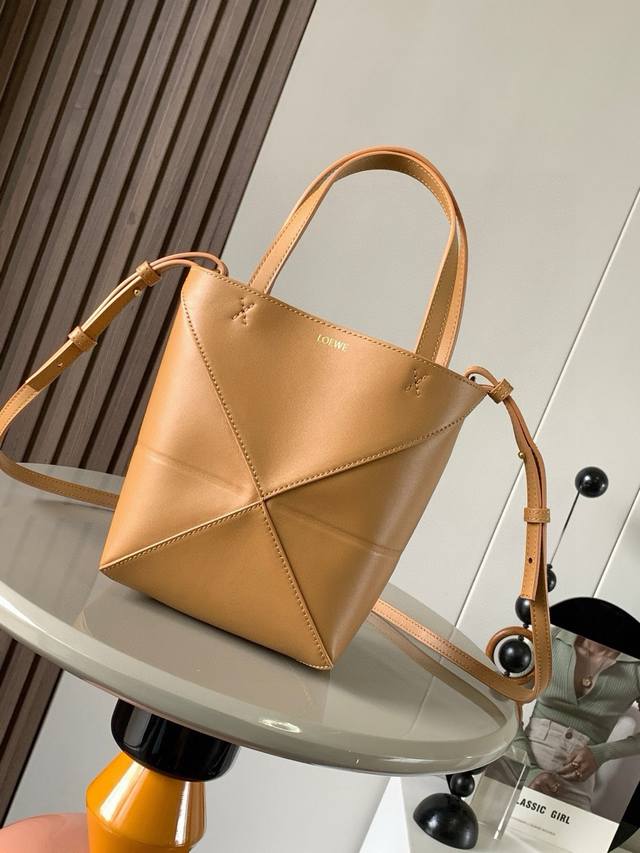 Recommended with inner liner Portable purchasing level Lv Mini small bucket bag!