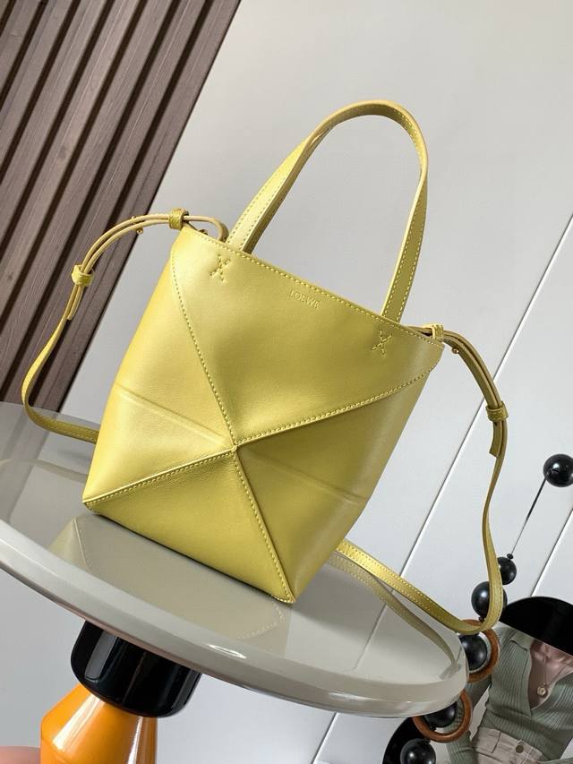 Cowhide version Lvlockit Bb handbag is retro, classic and versatile! Hello every