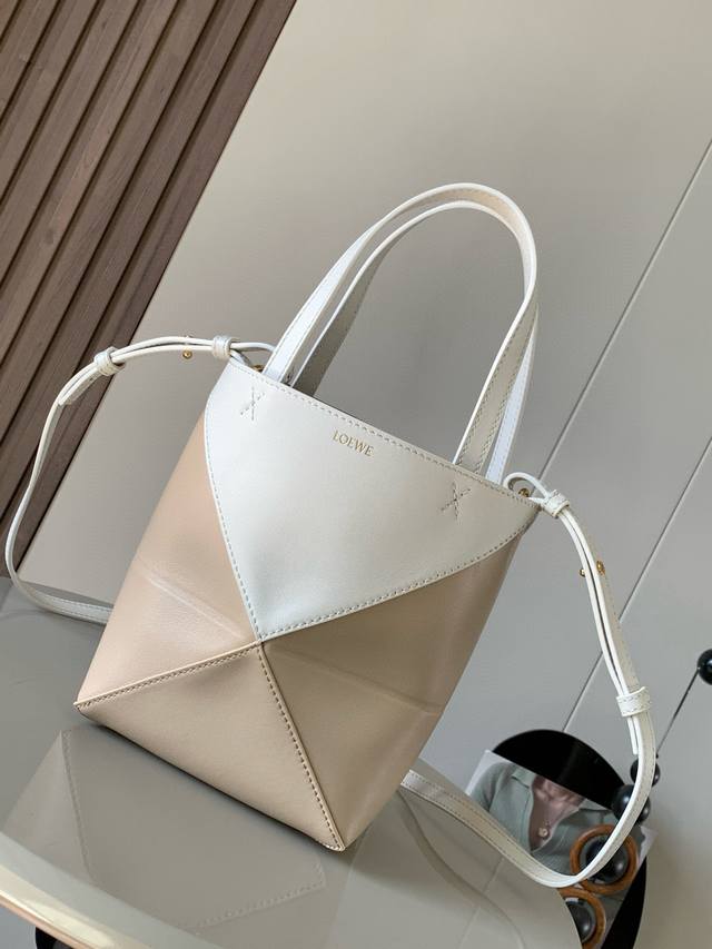 gift box Internet celebrity style ~ Issey Miyake camera bag original label adopt