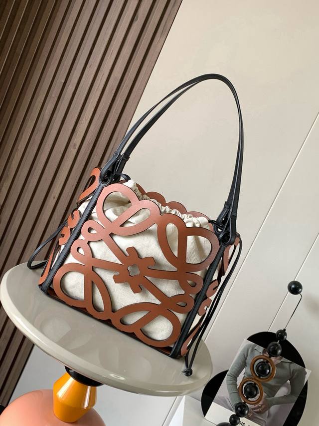 with folding box Coach Bucket Retro Series - All-match artifact Original fabric
